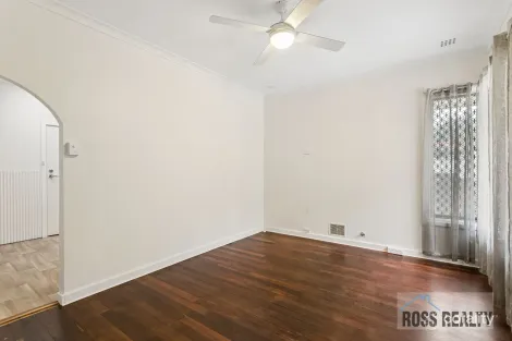 Property photo of 12 Brathwaite Road Lockridge WA 6054