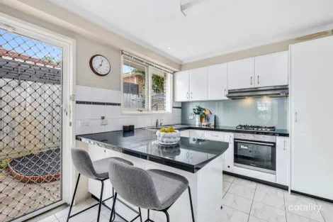 Property photo of 1/69 Ashburn Grove Ashburton VIC 3147