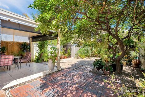 Property photo of 2/28 Broad Street Labrador QLD 4215