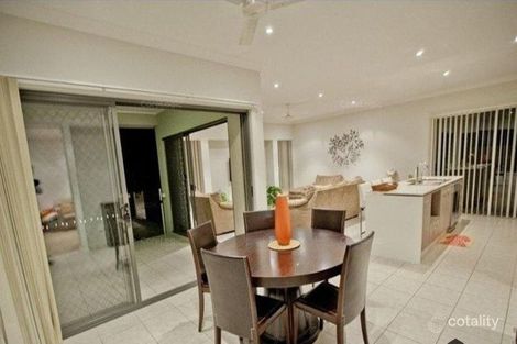 Property photo of 33 Highcrest Circuit Molendinar QLD 4214