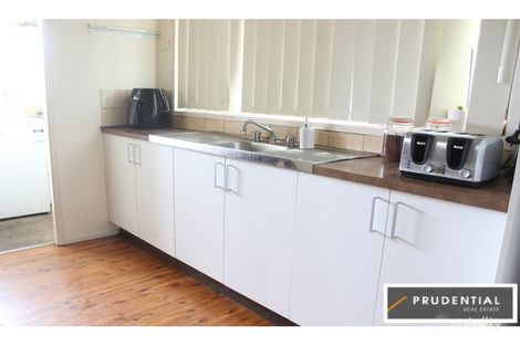 Property photo of 7 Dombey Place Ambarvale NSW 2560