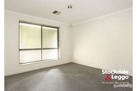 Property photo of 4 Dookie Court Broadmeadows VIC 3047