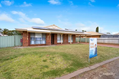 Property photo of 3 Holroyd Way Boulder WA 6432