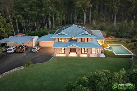 Property photo of 15 Sundown Court Cashmere QLD 4500