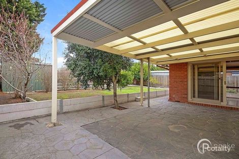 Property photo of 18 Edeys Run Hampton Park VIC 3976