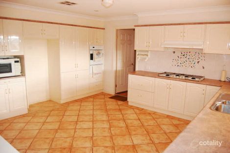 Property photo of 14 Highland Crescent Hamlyn Terrace NSW 2259