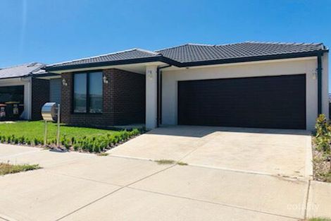 18 Amberfield St, Mickleham, VIC 3064