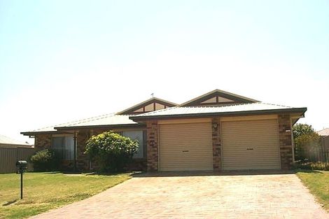 9 Eureka Ct, Glenvale, QLD 4350