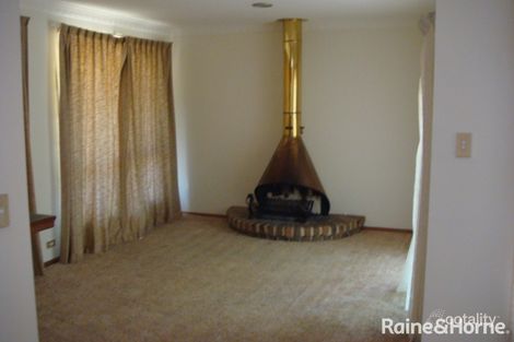 Property photo of 42 Neeangarra Crescent Hallett Cove SA 5158