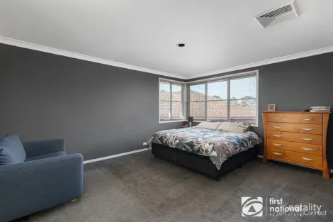 Property photo of 8 Killarney Court McGraths Hill NSW 2756
