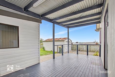 Property photo of 17 George Street Somerset TAS 7322