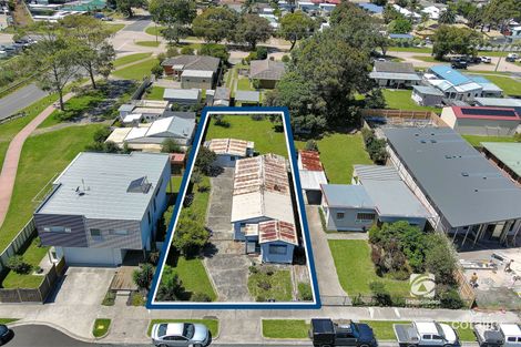 22 Heatherlea Gr, Lakes Entrance, VIC 3909
