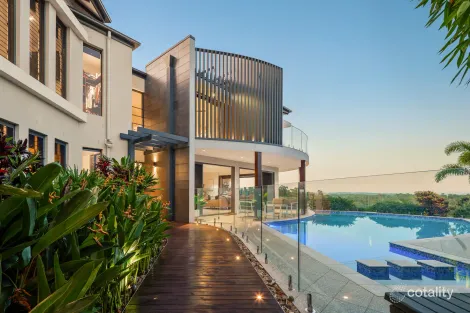 65 Montego Hills Dr, Kingsholme, QLD 4208