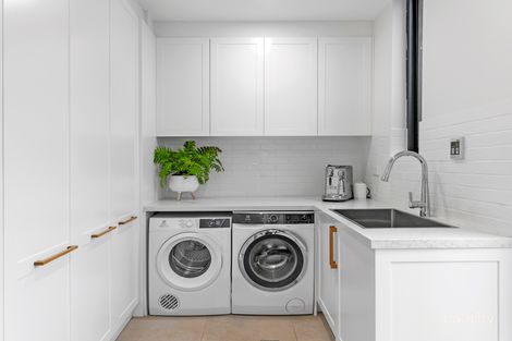 Property photo of 11A Clyde Road Dee Why NSW 2099