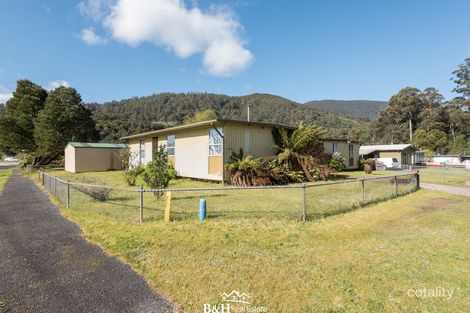 Property photo of 1 Waratah Drive Rosebery TAS 7470