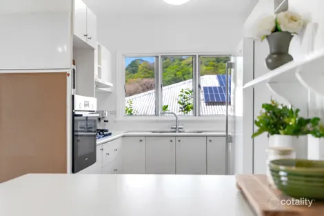Property photo of 56 Eugenia Crescent Redlynch QLD 4870