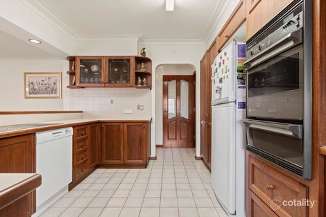 Property photo of 216 Burrowye Crescent Keilor VIC 3036