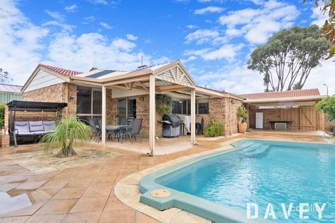 Property photo of 15 Fallbrook Avenue Woodvale WA 6026