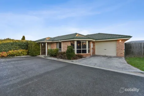 2/151 Emu Bay Rd, Deloraine, TAS 7304