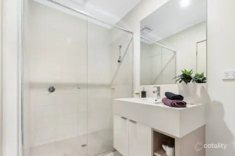 Property photo of 30 Linden Drive Keysborough VIC 3173