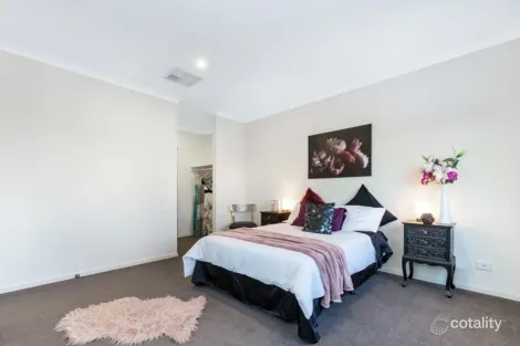 Property photo of 30 Linden Drive Keysborough VIC 3173