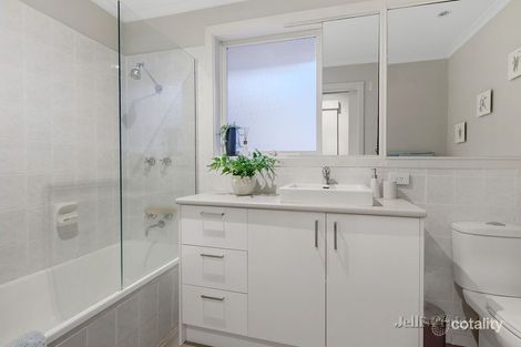 Property photo of 12 Lilian Parade Eltham VIC 3095