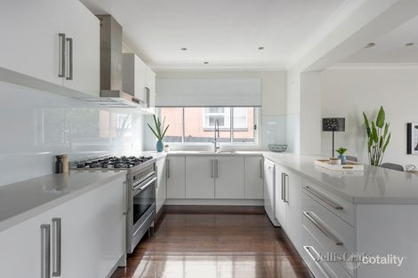 Property photo of 1/2 Lake Avenue Mitcham VIC 3132