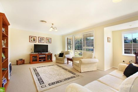 Property photo of 18 Jacaranda Avenue Figtree NSW 2525