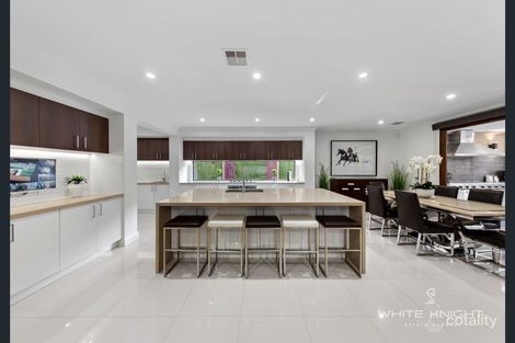 Property photo of 30 Royale Drive Fraser Rise VIC 3336