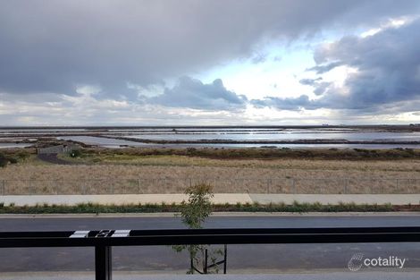 Property photo of 26 Skoda Circuit Point Cook VIC 3030
