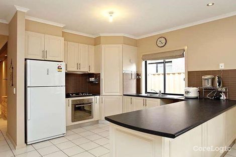 Property photo of 8 Clementson Drive Caroline Springs VIC 3023