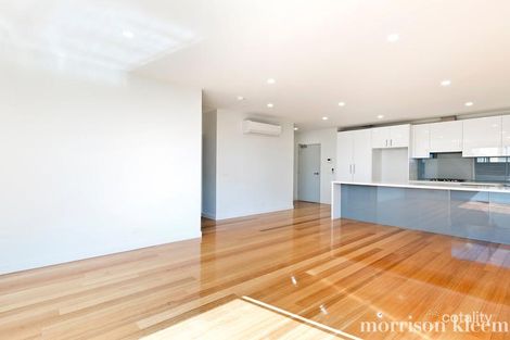 Property photo of 6/26 Diamond Boulevard Greensborough VIC 3088