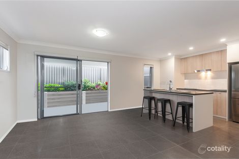 206/25 Farinazzo St, Richlands, QLD 4077