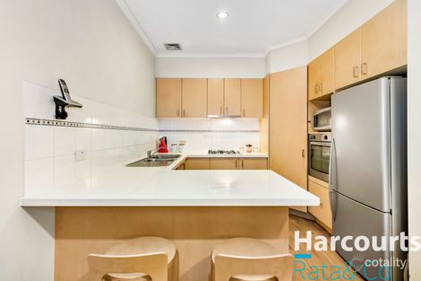 Property photo of 17 Redbark Hill Circuit South Morang VIC 3752