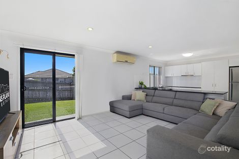 Property photo of 17 Marigold Avenue Regents Park QLD 4118
