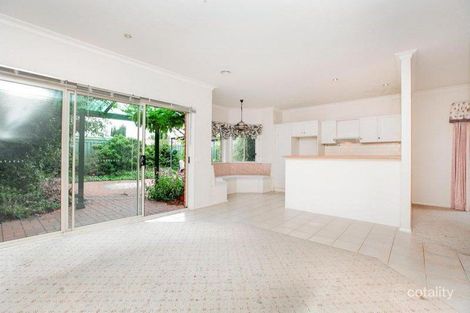 Property photo of 23 Northampton Crescent Caroline Springs VIC 3023
