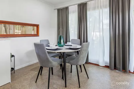 Property photo of 18 Lake View Drive Tewantin QLD 4565