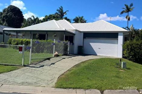 Property photo of 13 Lauren Court Birkdale QLD 4159