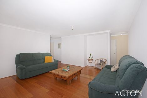 Property photo of 16 Otago Pass Meadow Springs WA 6210