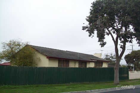 Property photo of 2 Westleigh Crescent Narre Warren VIC 3805