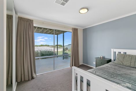 Property photo of 21 Marine Parade Port Moorowie SA 5576