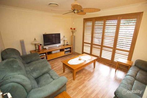 Property photo of 8 Emerald Place Runcorn QLD 4113