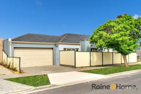 Property photo of 18 Barton Road Burnside Heights VIC 3023
