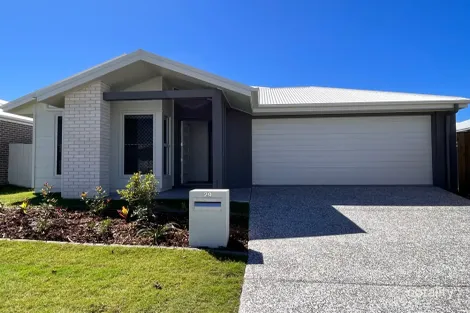 29 Alpine Cres, Banya, QLD 4551