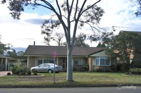 6 Explorers Way, St Clair, NSW 2759