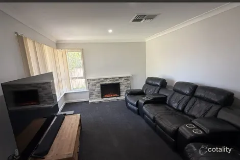 22 Connaught St, Forrestfield, WA 6058