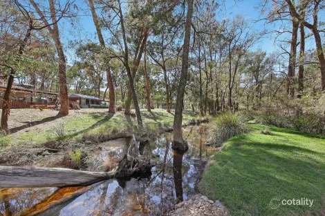 203 Roberts Rd, Grattai, NSW 2850