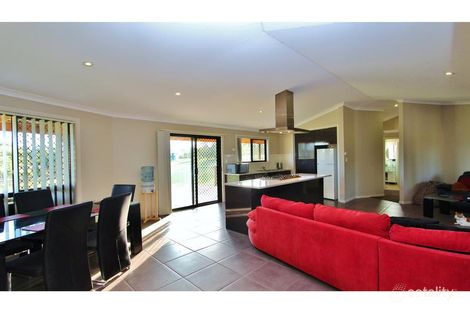 Property photo of 101 Riverside Avenue Barellan Point QLD 4306