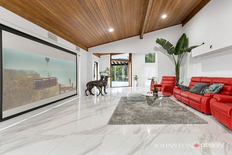 Property photo of 335 Boscombe Road Brookfield QLD 4069