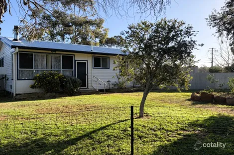 1 Corbett St, Darlington Point, NSW 2706